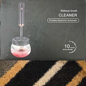 Black Makeup Brush Cleaner